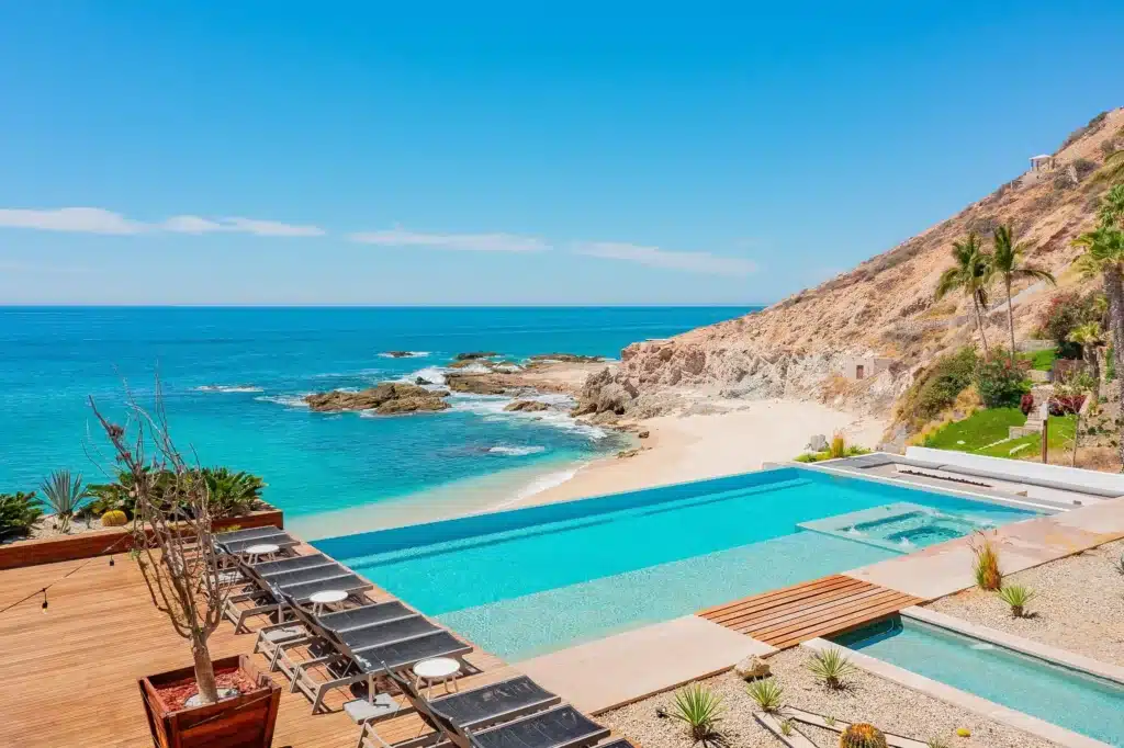 Cabo Villa 3 Pool area